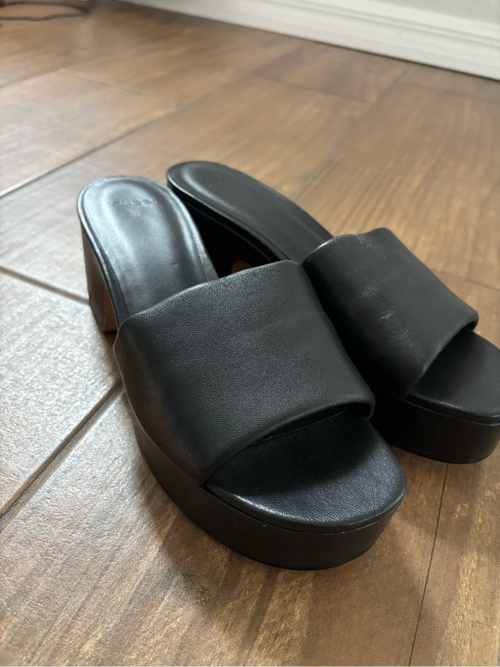 Vince black leather